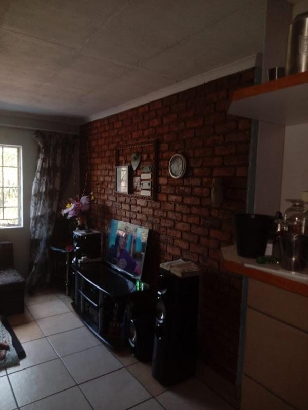 2 Bedroom Property for Sale in Pretoria West Gauteng