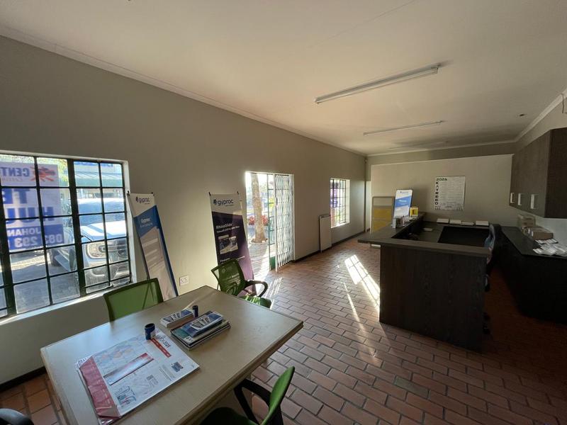 To Let Commercial Property for Rent in Hennopspark Gauteng
