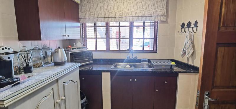 To Let Commercial Property for Rent in Lynnwood Gauteng