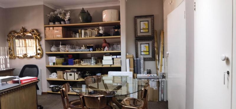 To Let Commercial Property for Rent in Lynnwood Gauteng