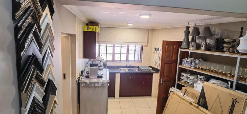 To Let Commercial Property for Rent in Lynnwood Gauteng