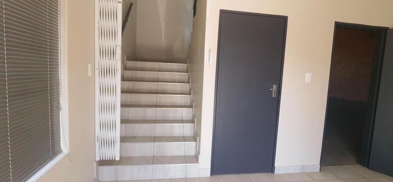 To Let Commercial Property for Rent in N4 Gateway Industrial Park Gauteng