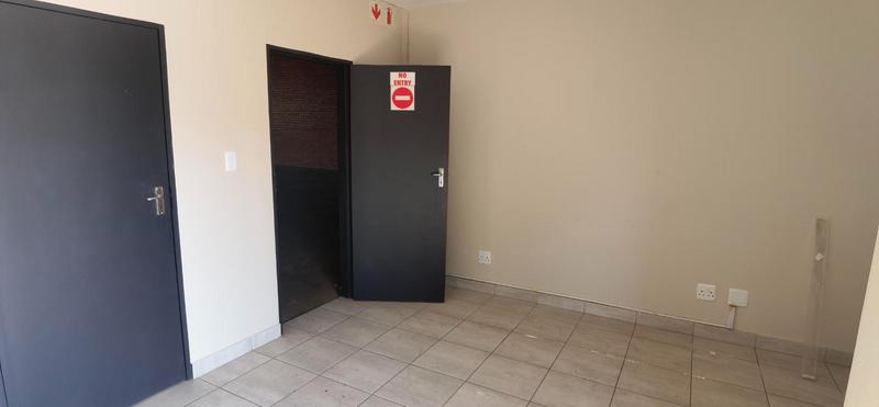 To Let Commercial Property for Rent in N4 Gateway Industrial Park Gauteng