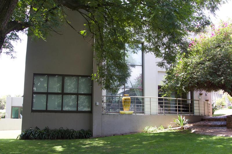 To Let 3 Bedroom Property for Rent in Bedfordview Gauteng