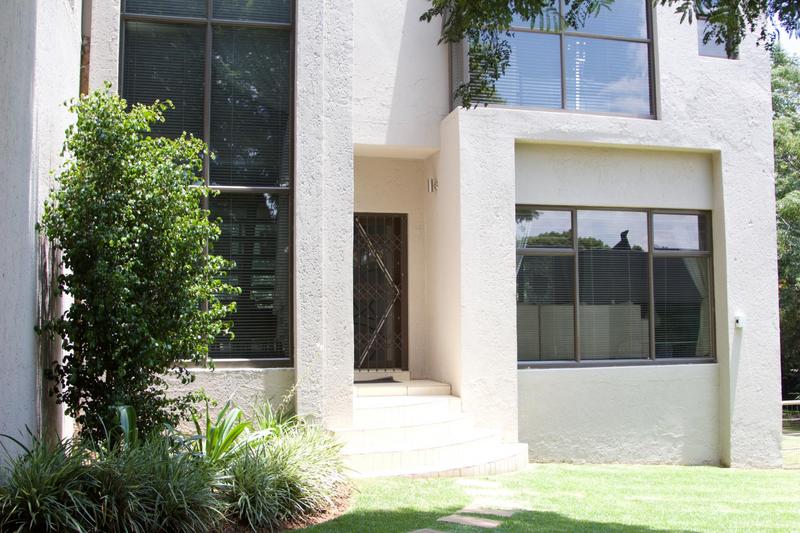 To Let 3 Bedroom Property for Rent in Bedfordview Gauteng