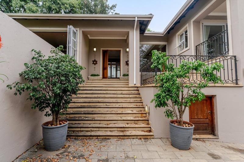 5 Bedroom Property for Sale in Bedfordview Gauteng