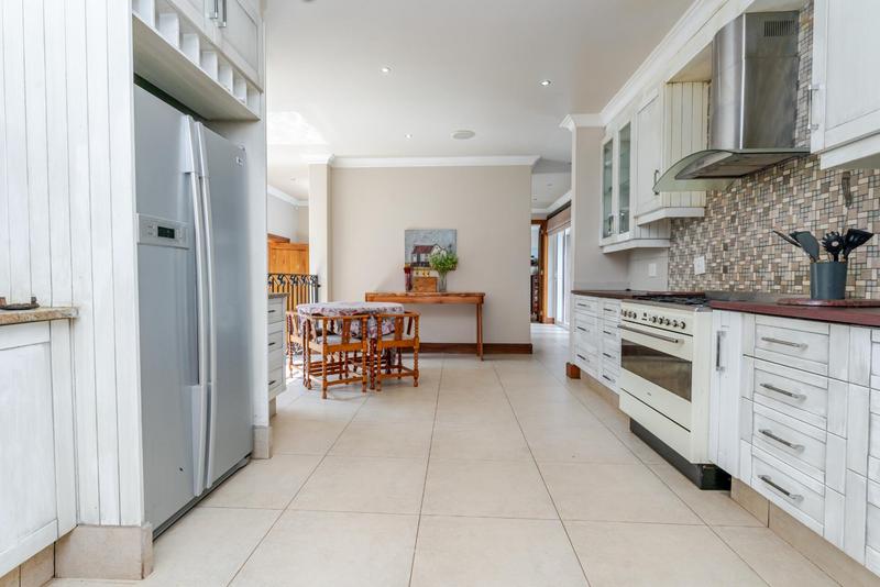 5 Bedroom Property for Sale in Bedfordview Gauteng