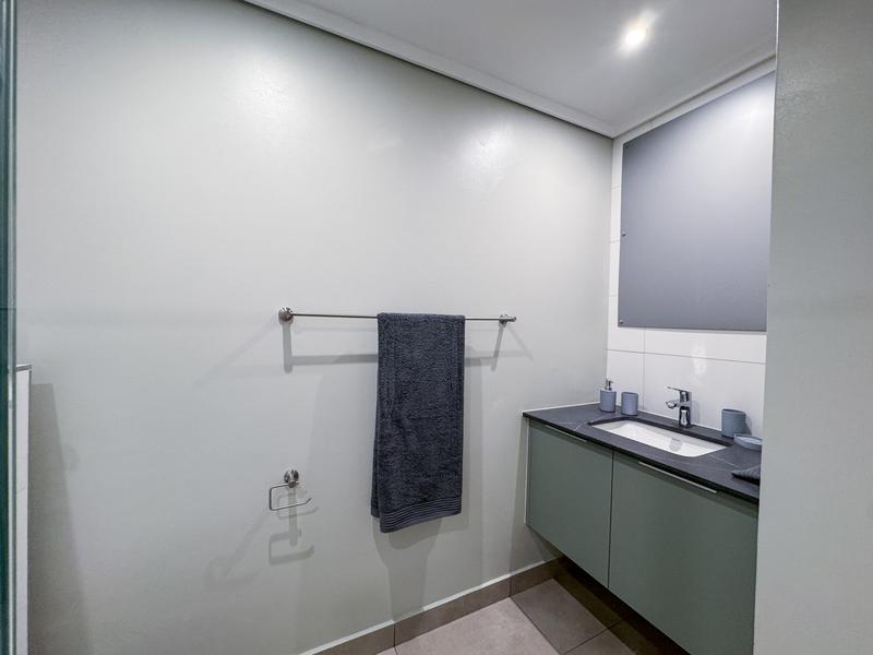To Let 3 Bedroom Property for Rent in Midfield Estate Gauteng