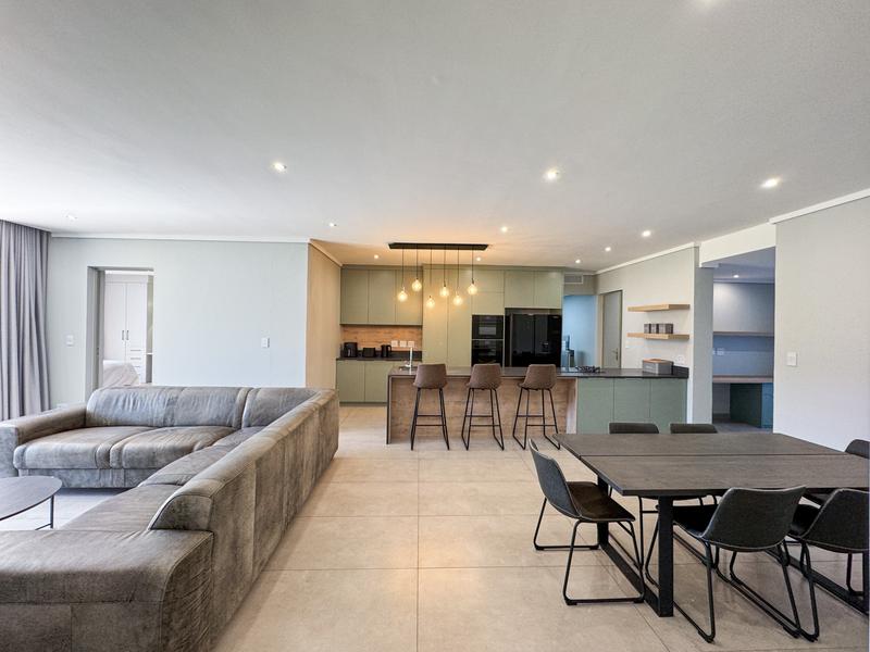 To Let 3 Bedroom Property for Rent in Midfield Estate Gauteng
