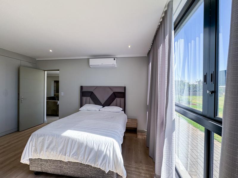 To Let 3 Bedroom Property for Rent in Midfield Estate Gauteng