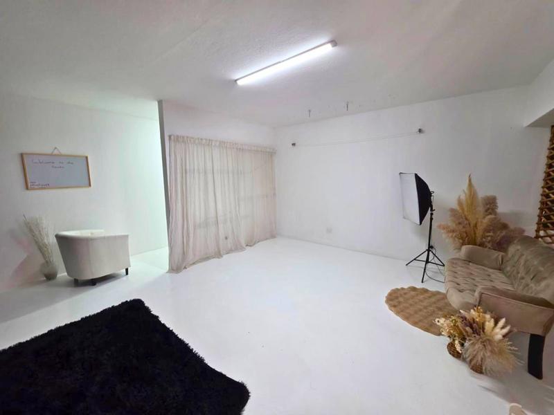 5 Bedroom Property for Sale in Blue Gill Estate Gauteng