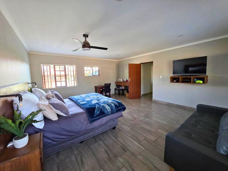 5 Bedroom Property for Sale in Blue Gill Estate Gauteng