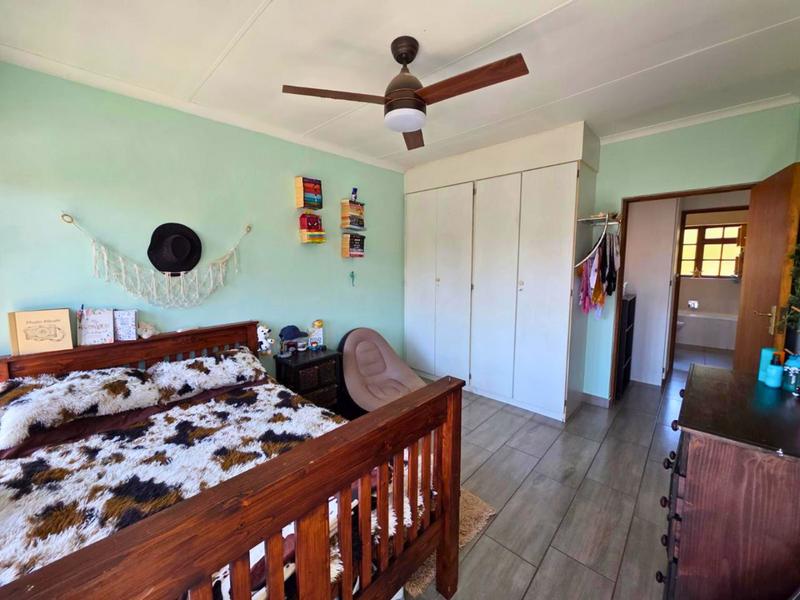 5 Bedroom Property for Sale in Blue Gill Estate Gauteng