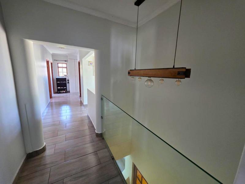 5 Bedroom Property for Sale in Blue Gill Estate Gauteng
