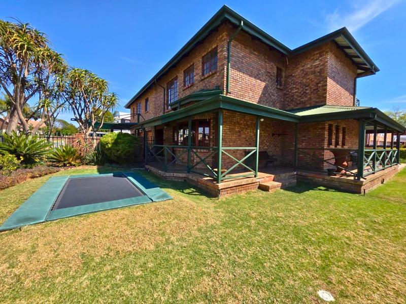 5 Bedroom Property for Sale in Blue Gill Estate Gauteng