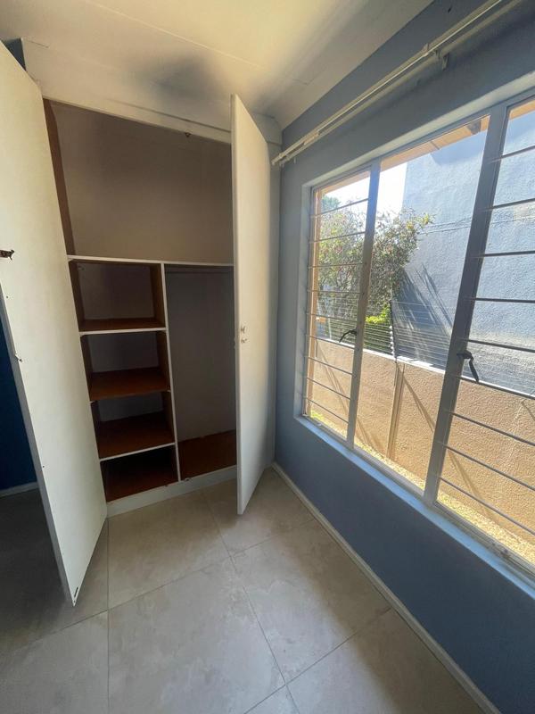 To Let 3 Bedroom Property for Rent in Wilgeheuwel Gauteng