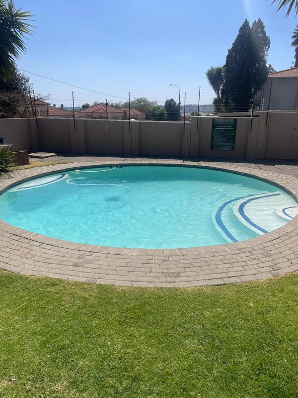 To Let 3 Bedroom Property for Rent in Wilgeheuwel Gauteng