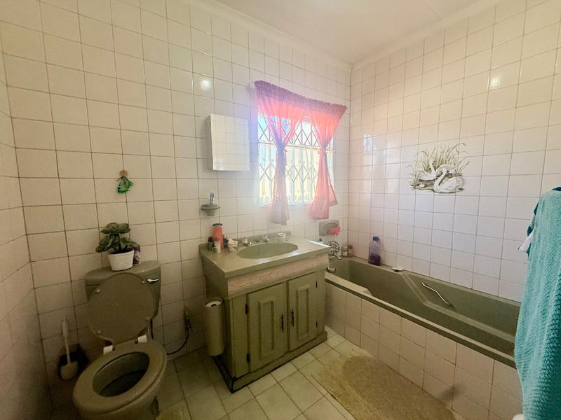 4 Bedroom Property for Sale in Vanderbijlpark CE Gauteng