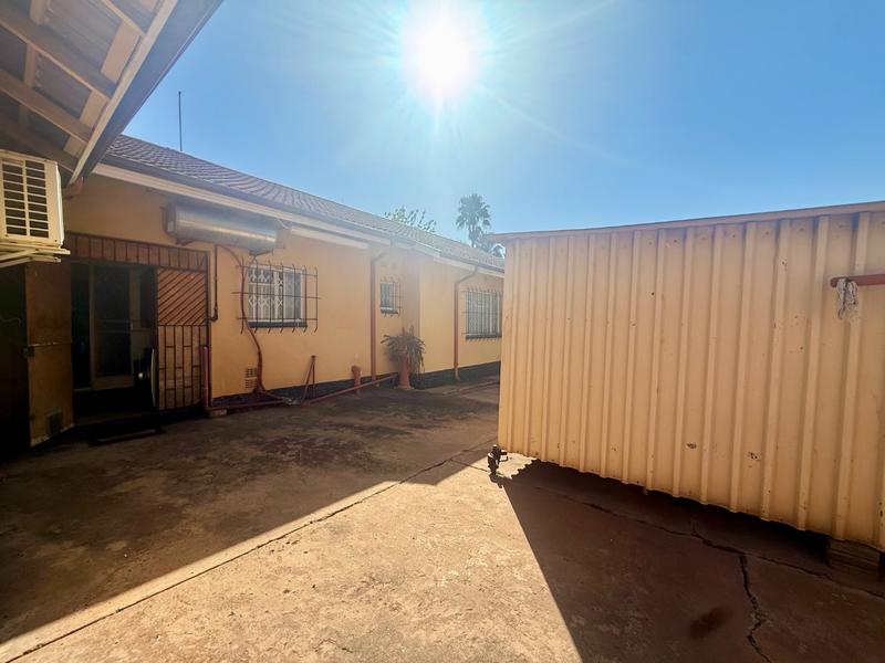 4 Bedroom Property for Sale in Vanderbijlpark CE Gauteng