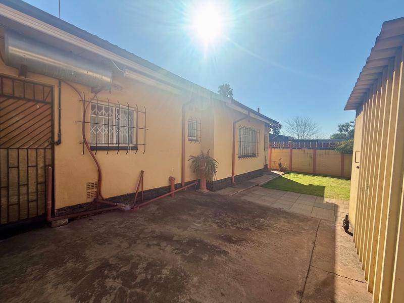 4 Bedroom Property for Sale in Vanderbijlpark CE Gauteng