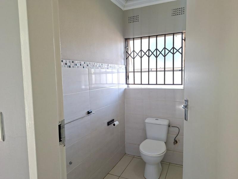 To Let 1 Bedroom Property for Rent in Birch Acres Gauteng