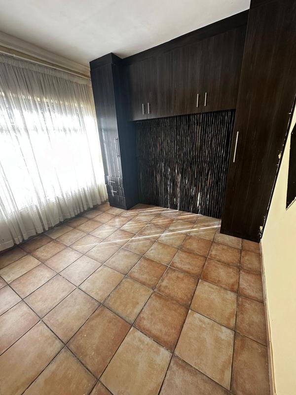 To Let 6 Bedroom Property for Rent in Birchleigh Gauteng