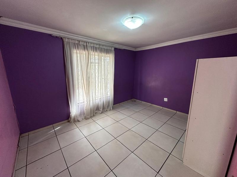 To Let 6 Bedroom Property for Rent in Birchleigh Gauteng