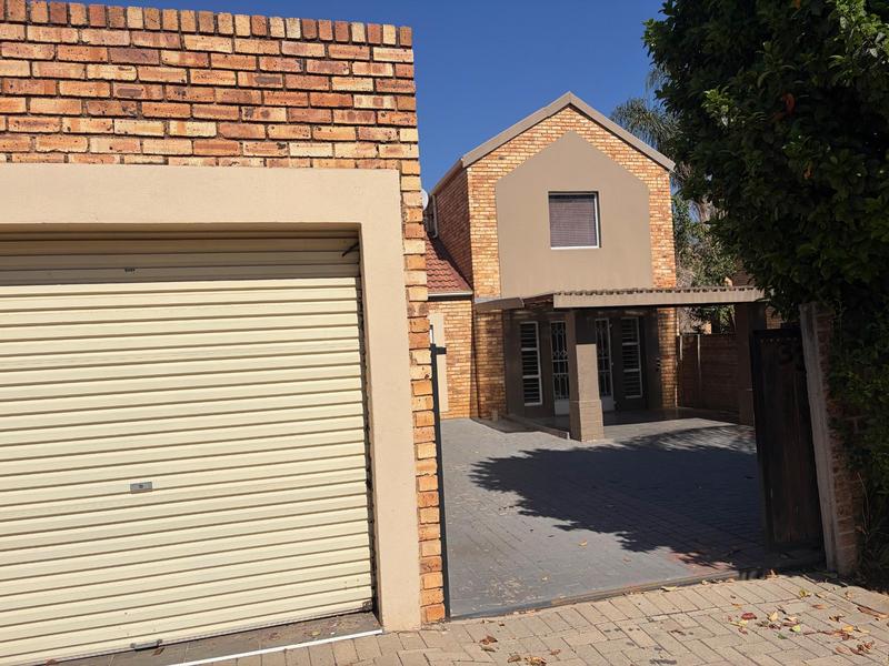 To Let 3 Bedroom Property for Rent in Wilgeheuwel Gauteng