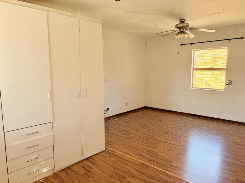 To Let 3 Bedroom Property for Rent in Wilgeheuwel Gauteng