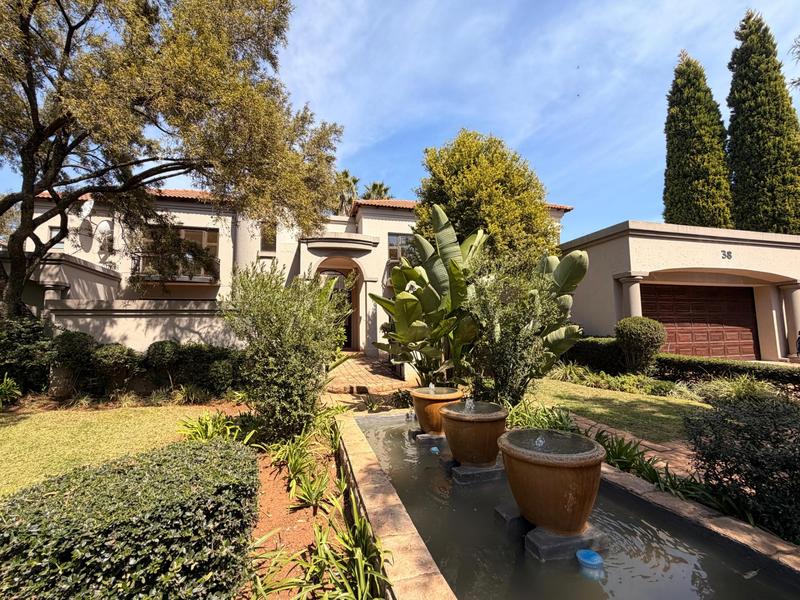 To Let 4 Bedroom Property for Rent in Silver Lakes Golf Estate Gauteng