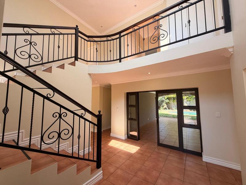 To Let 4 Bedroom Property for Rent in Silver Lakes Golf Estate Gauteng