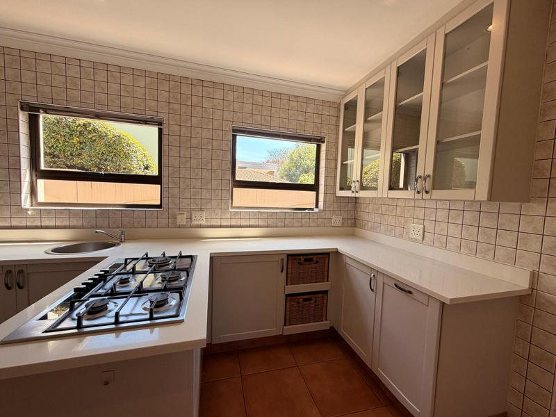 To Let 4 Bedroom Property for Rent in Silver Lakes Golf Estate Gauteng