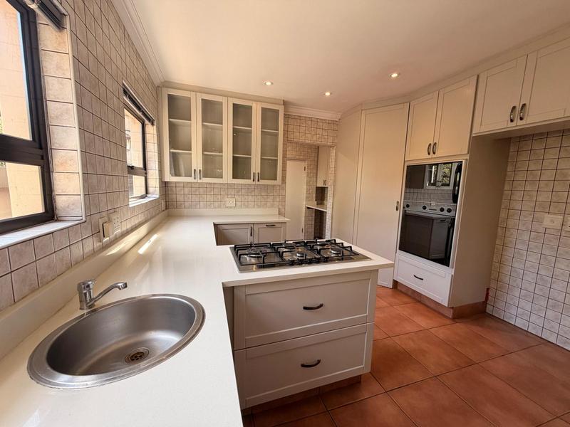 To Let 4 Bedroom Property for Rent in Silver Lakes Golf Estate Gauteng