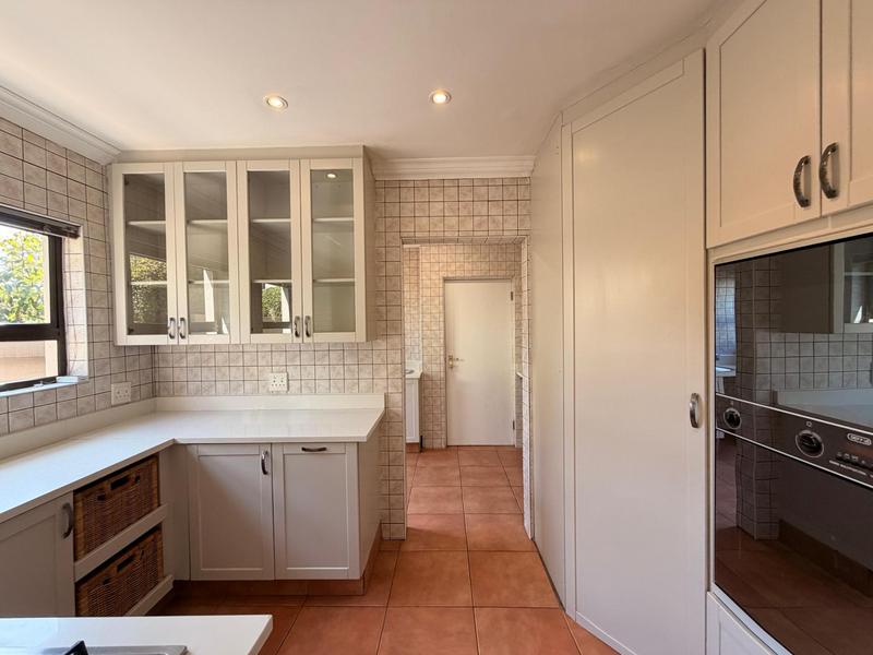To Let 4 Bedroom Property for Rent in Silver Lakes Golf Estate Gauteng