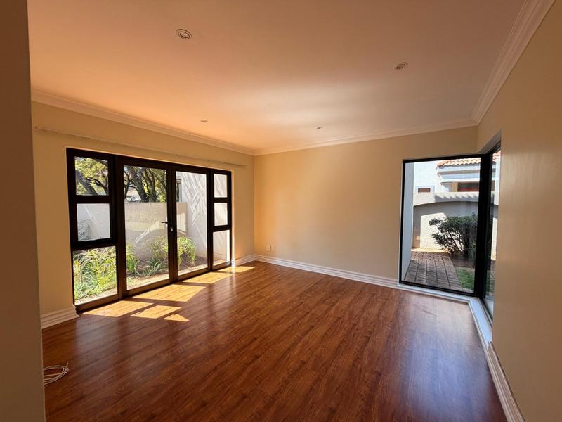 To Let 4 Bedroom Property for Rent in Silver Lakes Golf Estate Gauteng