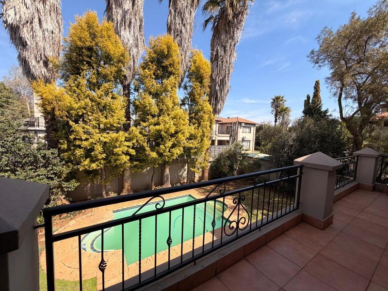 To Let 4 Bedroom Property for Rent in Silver Lakes Golf Estate Gauteng