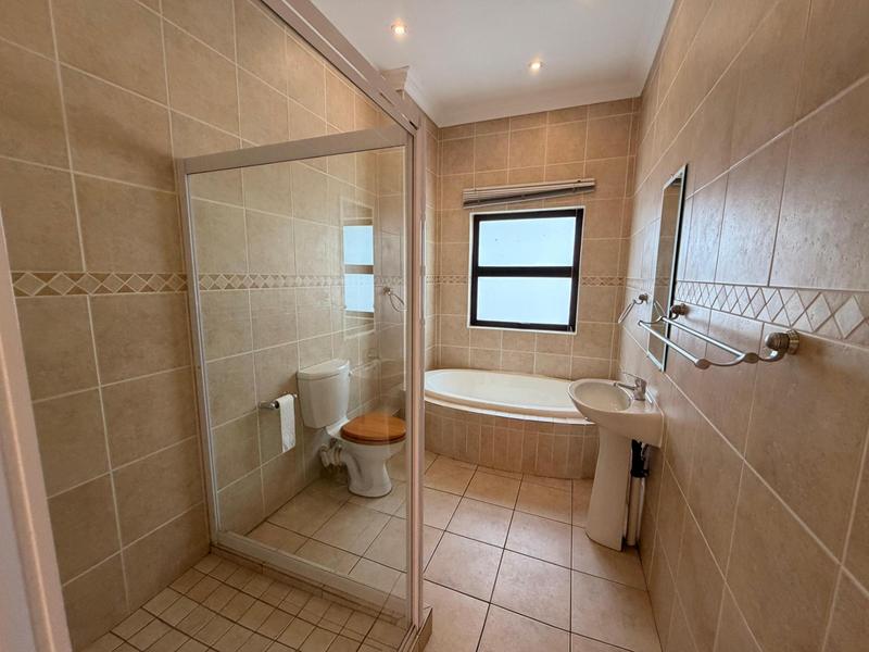 To Let 4 Bedroom Property for Rent in Silver Lakes Golf Estate Gauteng