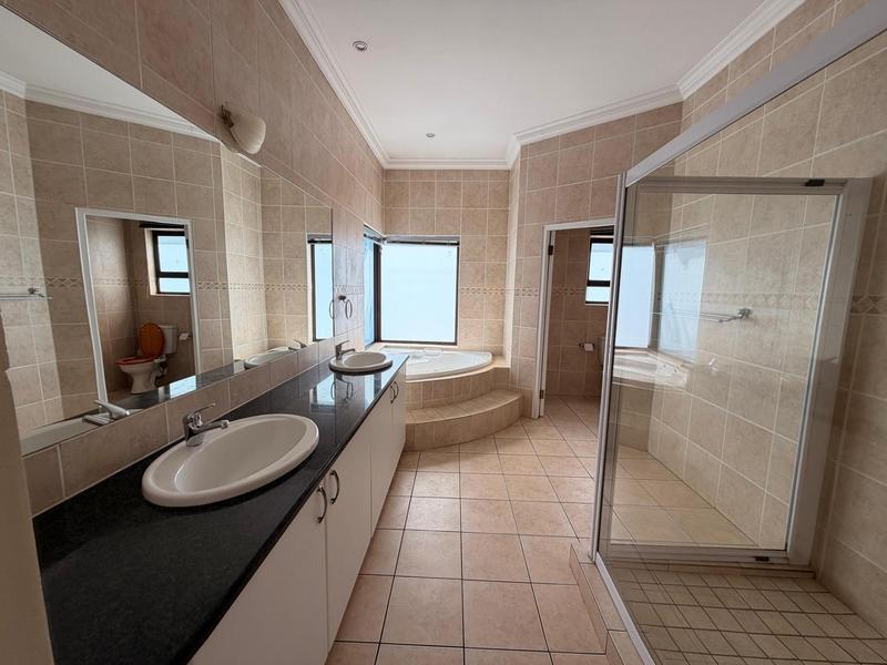 To Let 4 Bedroom Property for Rent in Silver Lakes Golf Estate Gauteng