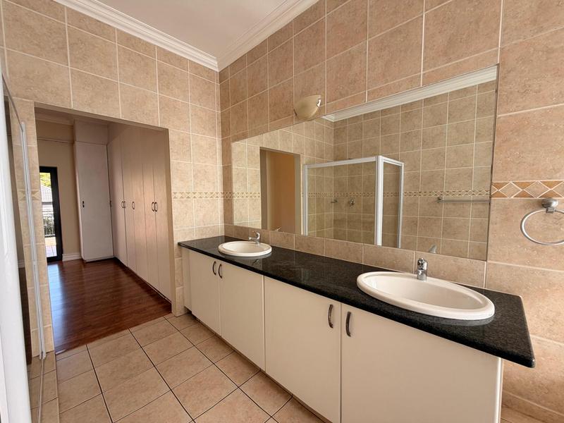 To Let 4 Bedroom Property for Rent in Silver Lakes Golf Estate Gauteng
