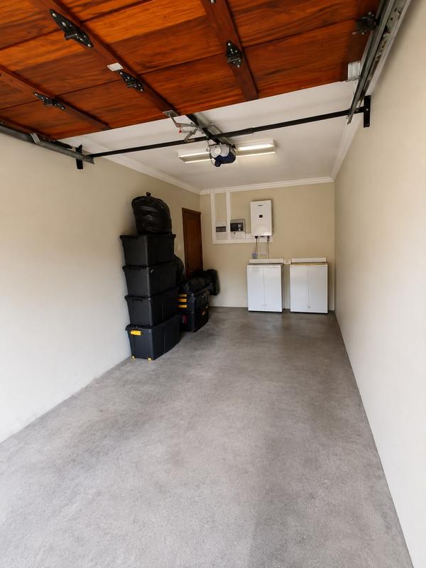 To Let 3 Bedroom Property for Rent in Moreleta Park Gauteng