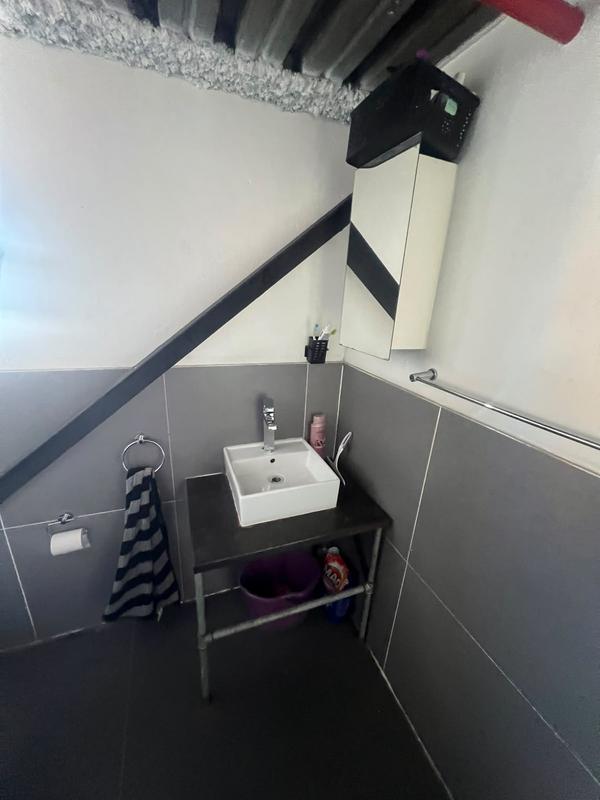 To Let 1 Bedroom Property for Rent in Maboneng Gauteng