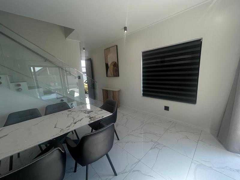 To Let 4 Bedroom Property for Rent in Petervale Gauteng