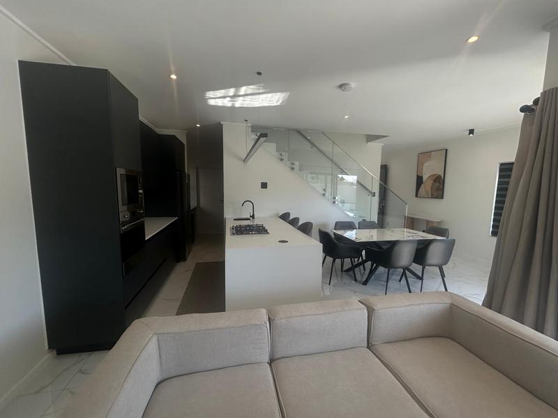 To Let 4 Bedroom Property for Rent in Petervale Gauteng