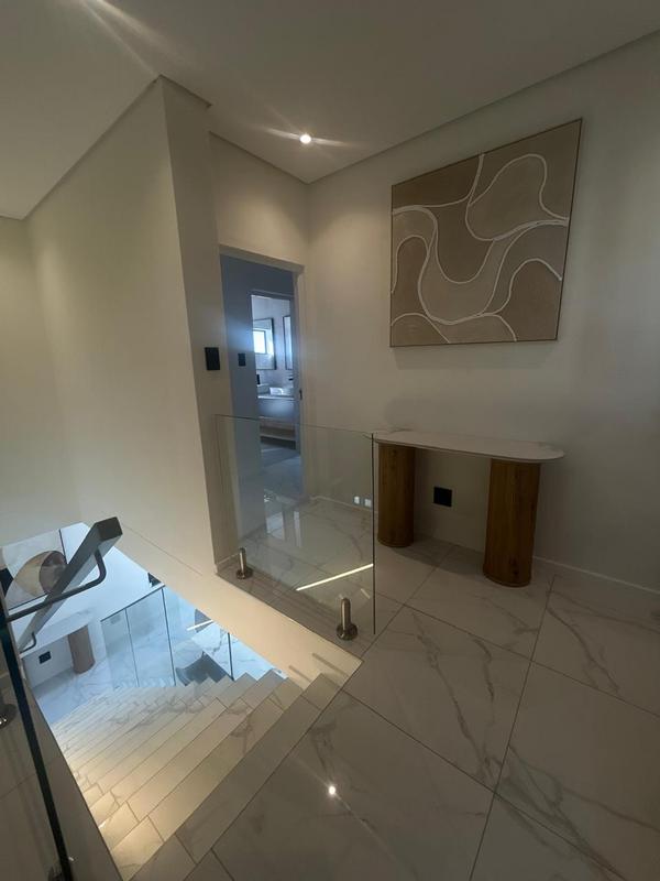 To Let 4 Bedroom Property for Rent in Petervale Gauteng