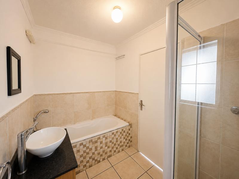 1 Bedroom Property for Sale in Rivonia Gauteng