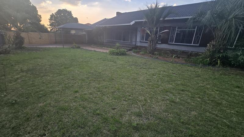 To Let 3 Bedroom Property for Rent in Elspark Gauteng