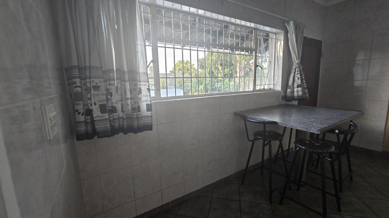 To Let 3 Bedroom Property for Rent in Elspark Gauteng