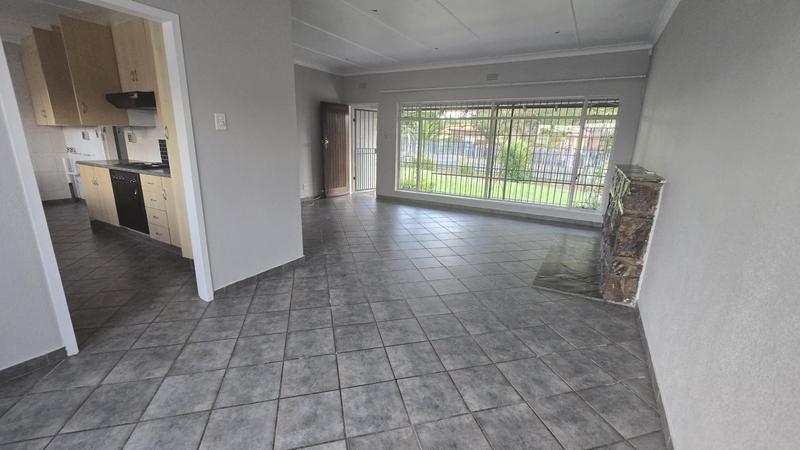 To Let 3 Bedroom Property for Rent in Elspark Gauteng