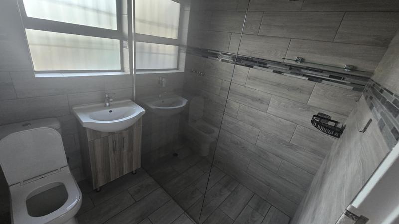 To Let 3 Bedroom Property for Rent in Elspark Gauteng