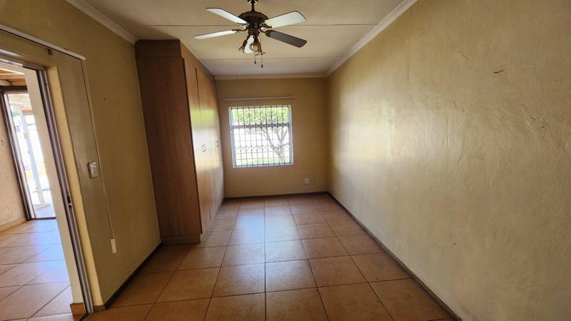 2 Bedroom Property for Sale in Annlin Gauteng